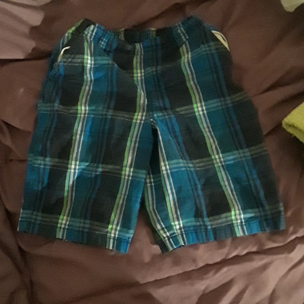 Elastic shorts